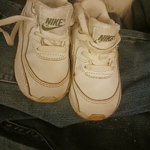 Nike size 5 toddler